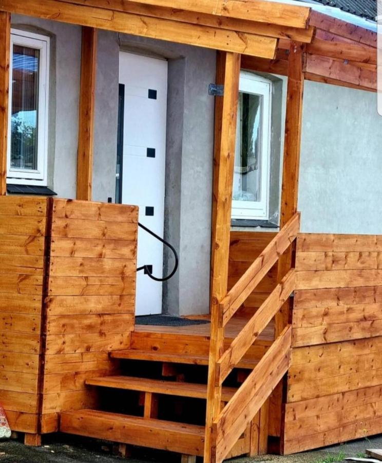 Roz Hus Apartment Nexo Exterior photo